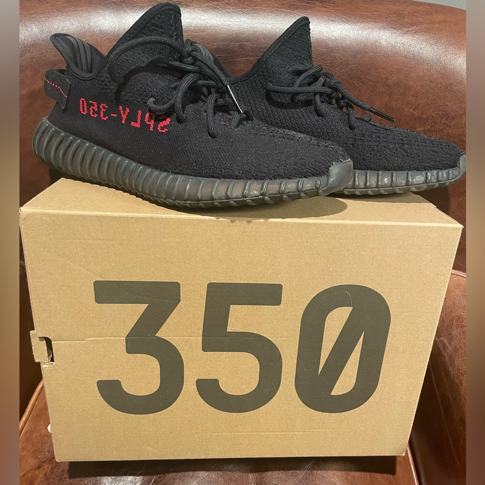 Adidas YEEZY BOOST 350 V2 sz 10.5 black sneakers